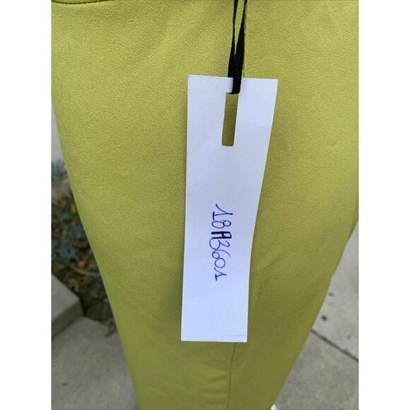 Via Bovio Womens New Solid Moss Green V Neck Tank Jumpsuit Romper Small Italy - Picture 5 of 9